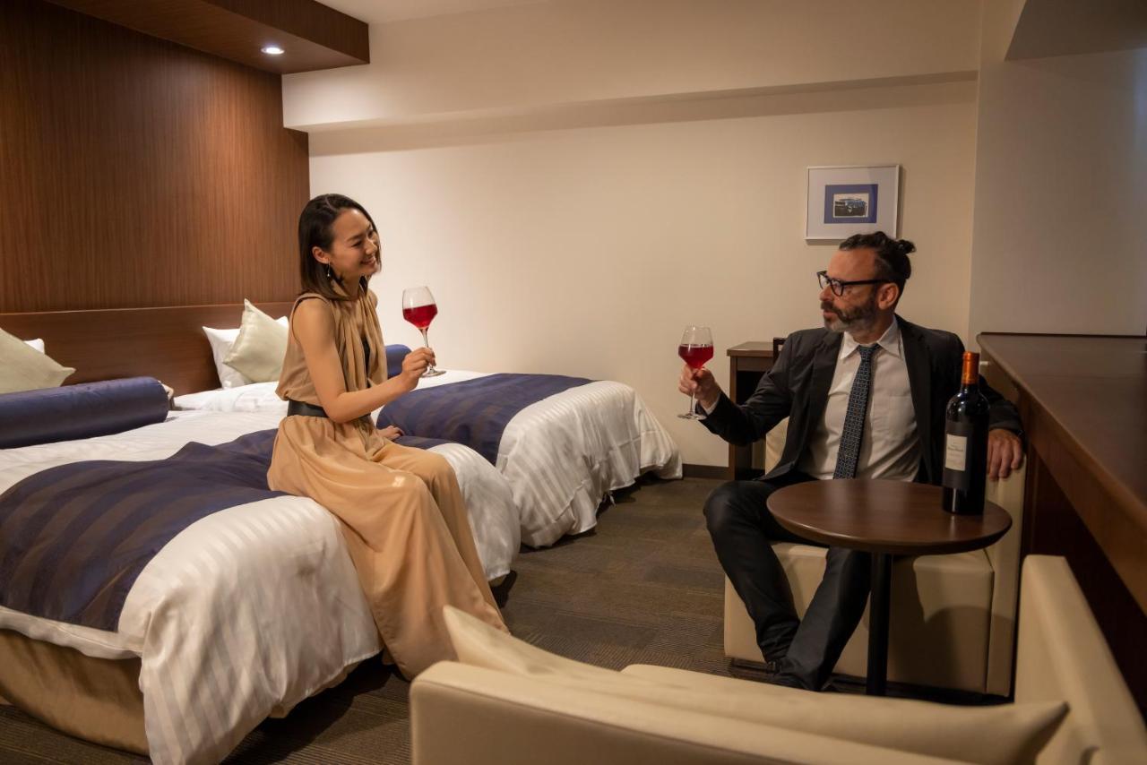 Hotel Plaza Ōsaka Eksteriør bilde